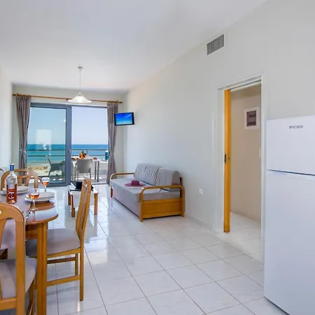 Giannarakis Beach Apartment Stalos