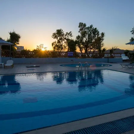 Giannarakis Beach *