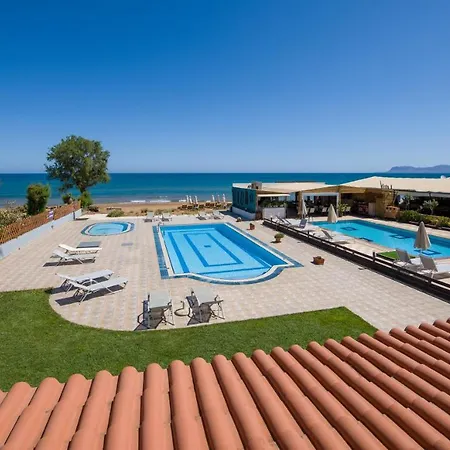 Giannarakis Beach Apartment *