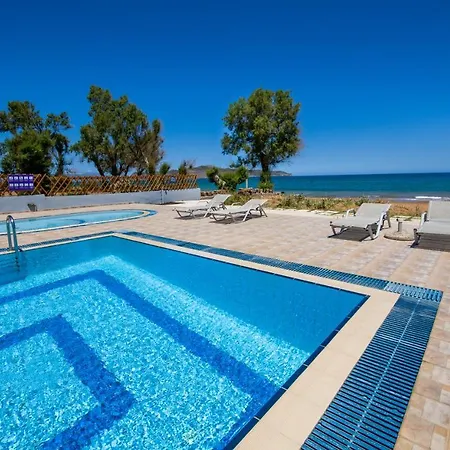 Giannarakis Beach Apartment *